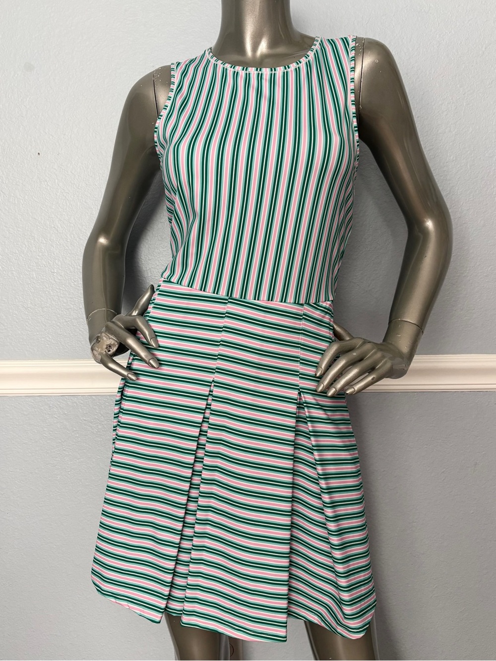 Addison Bay Dress Racquet Striped Crew Neck Sleeveless Pleated Active Nwt